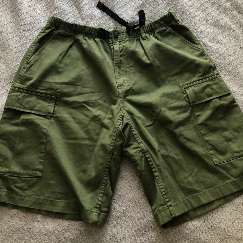 Men’s Green Cargo Shorts